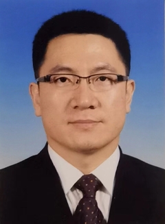房亚军
