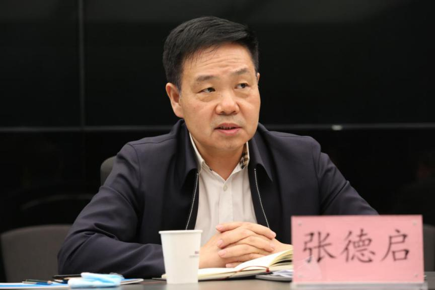 余龙,张家湾镇党委书记邹海涛分别介绍了设计小镇和张家湾镇相关情况